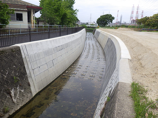 豊田川／護岸改修工事